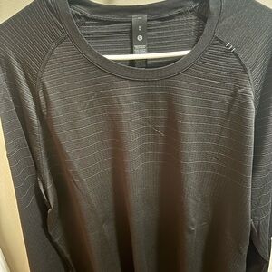 Lululemon Metal Vent Long Sleeve Shirt